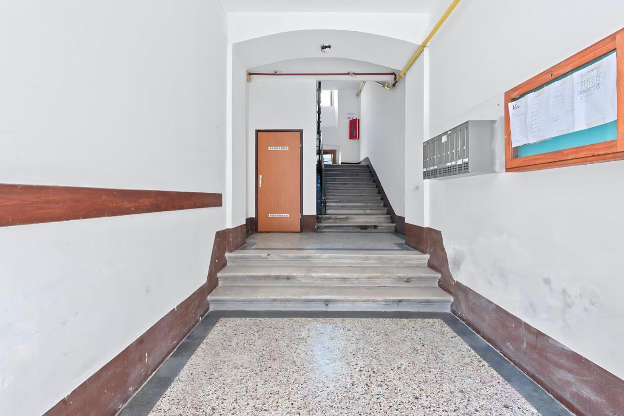 City Studio Market 5 - Rijeka Rent Buitenkant foto