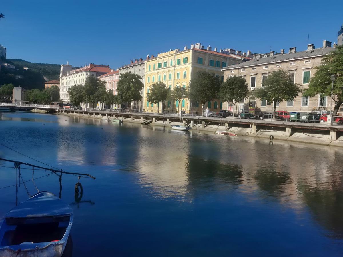 City Studio Market 5 - Rijeka Rent Buitenkant foto